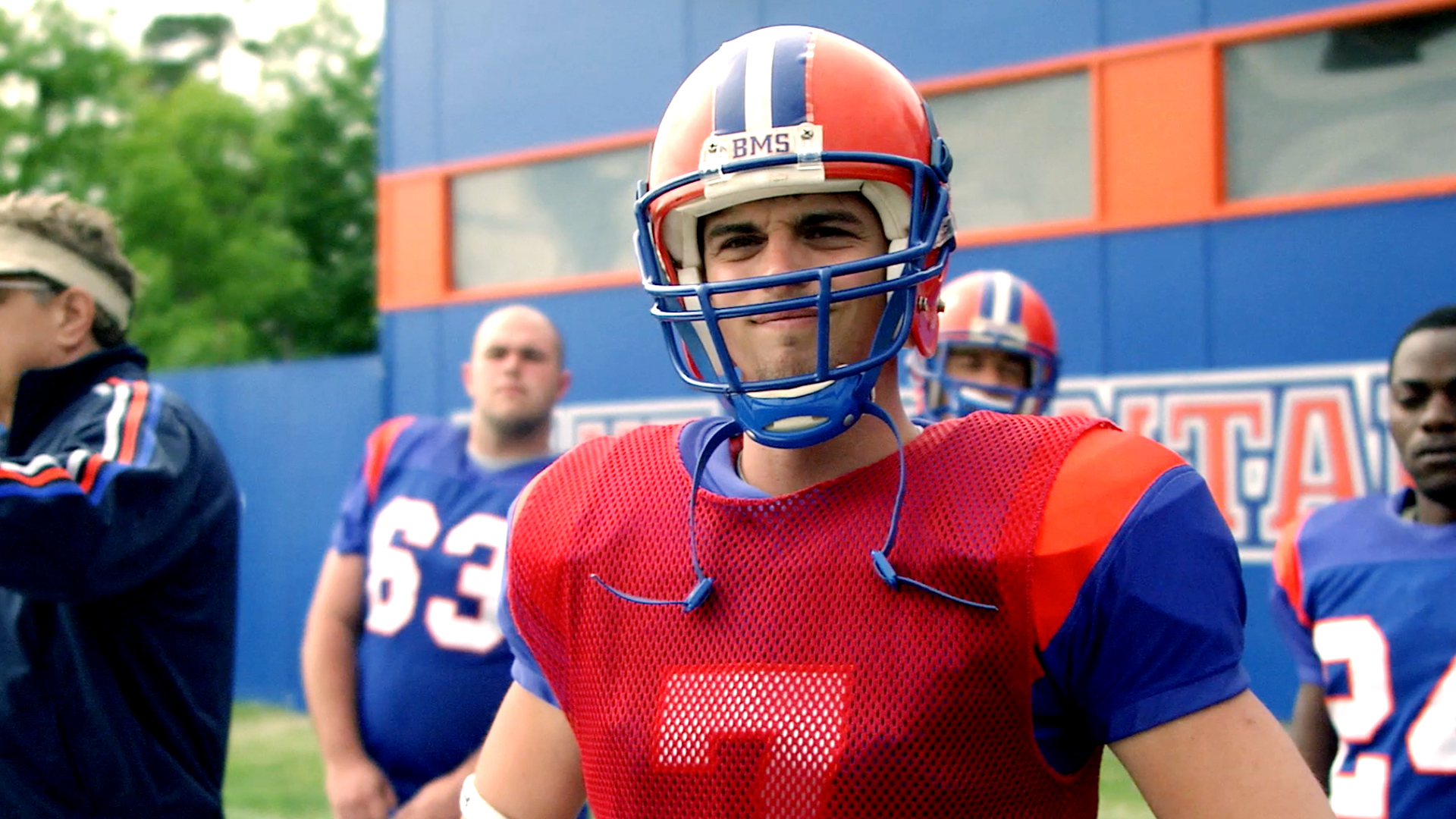 Watch Blue Mountain State Season 2 Episode 1 Online - Controversy - SonyLIV