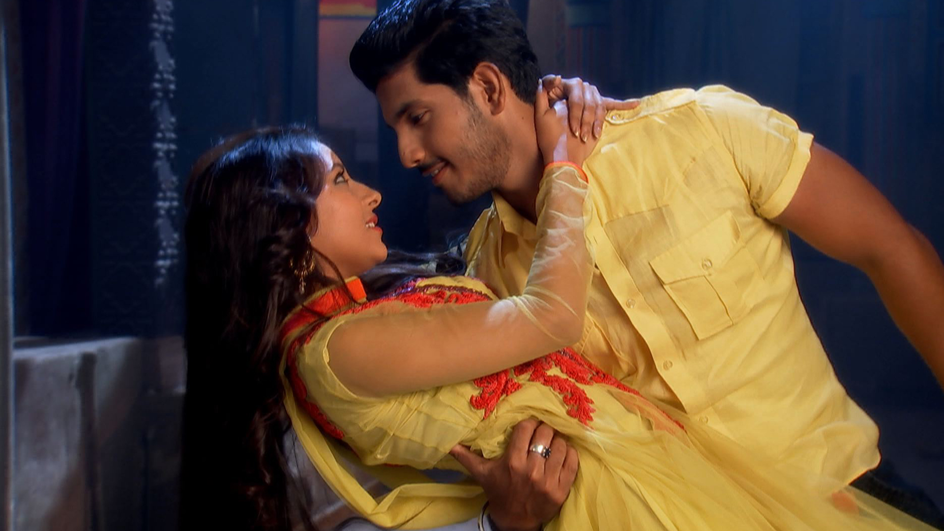 Watch Hum Hain Na Episode No. 10 TV Series Online - Missing Payal In ...