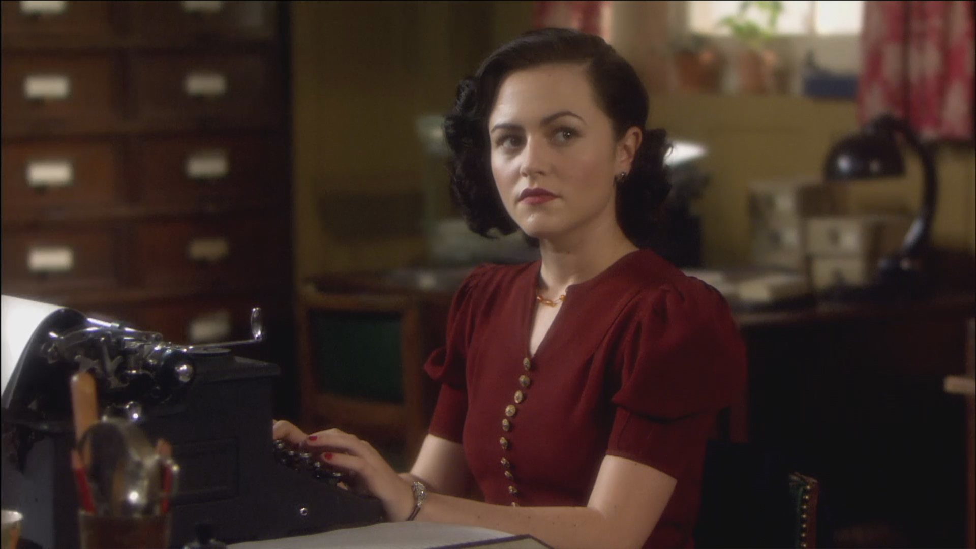 Watch Agatha Christie's Poirot Episode No. 4 TV Series Online - The
