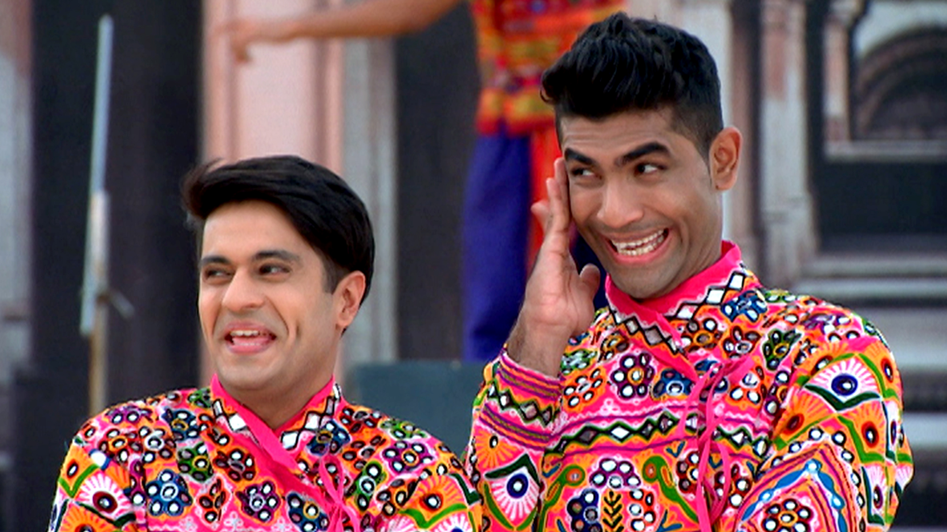 Badi Dooooor Se Aaye Hai Watch All Latest Episodes Online SonyLIV