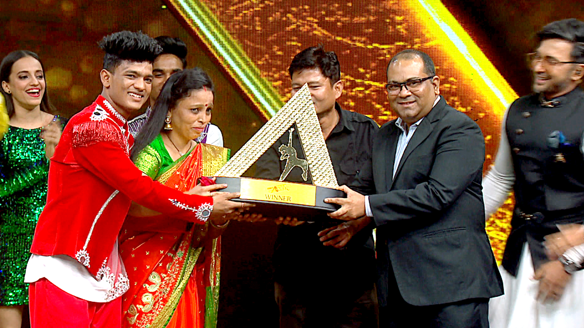 Watch India's Best Dancer Episode No. 48 TV Series Online - The ...