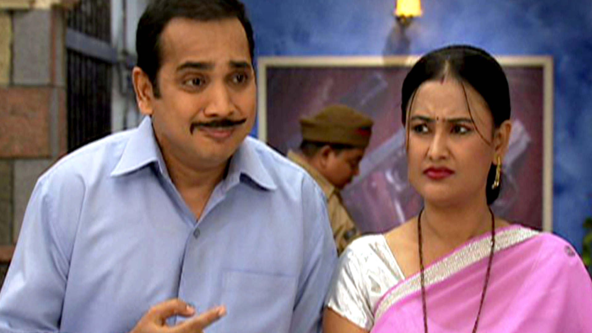 Watch FIR Episode No. 1243 TV Series Online - Gopi, Billu And Gulgule ...