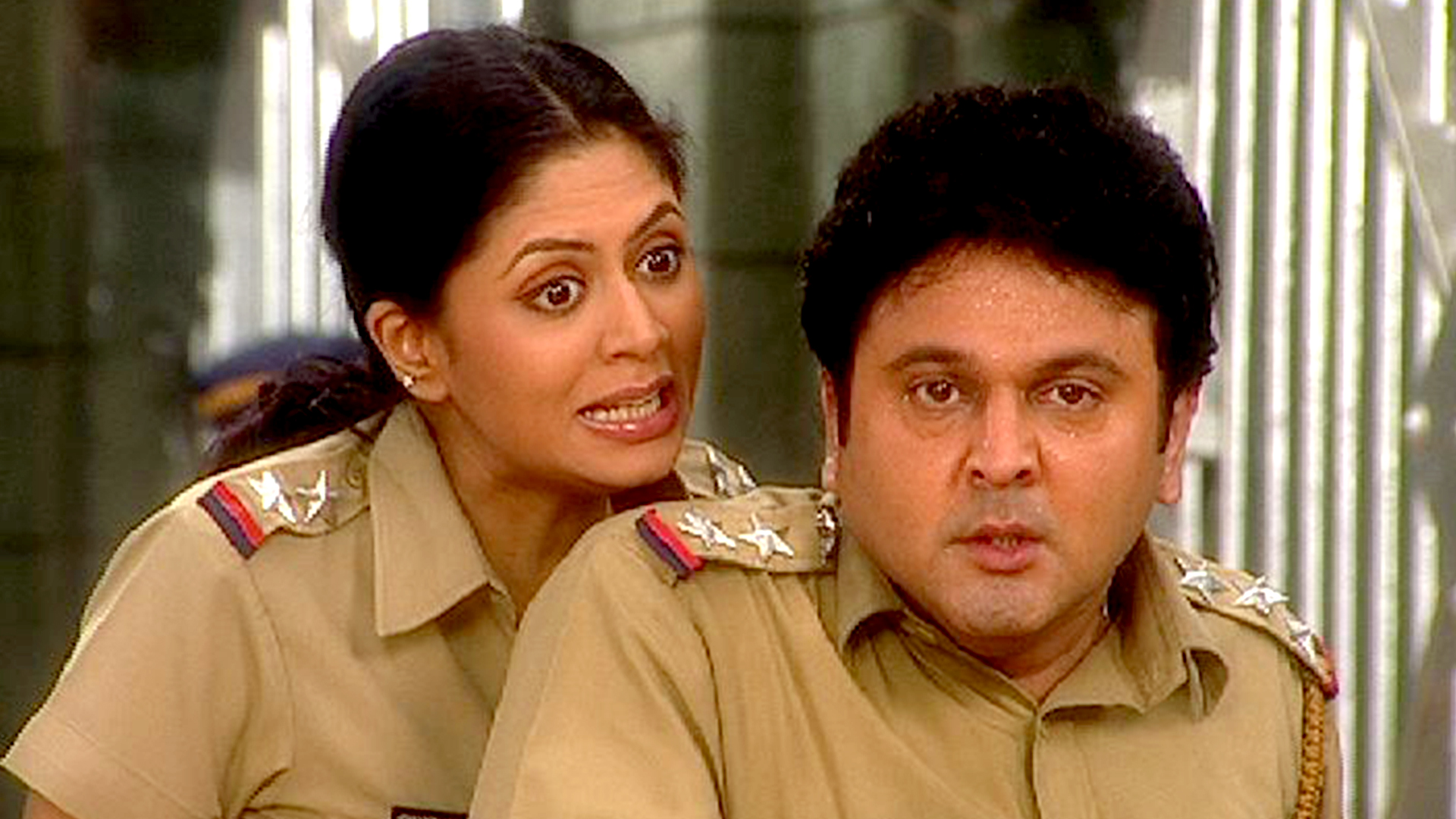 Watch FIR Episode No. 246 TV Series Online - Chandramukhi Is A Psycho ...