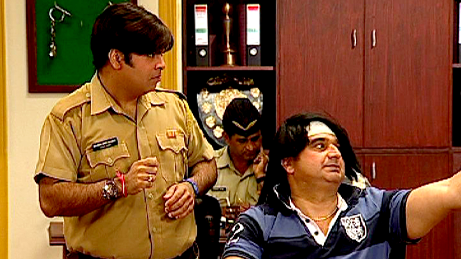 Watch FIR Episode No. 730 TV Series Online - Chandramukhi Knows The ...