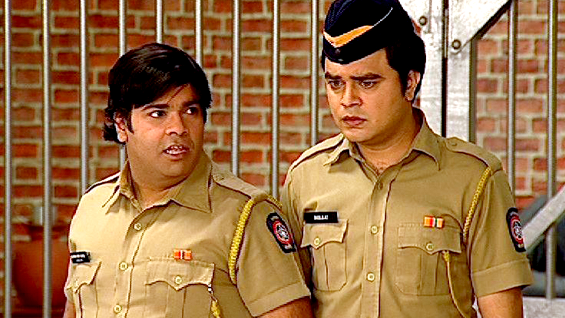 Watch FIR Episode No. 854 TV Series Online - Gopi is Suspected - SonyLIV