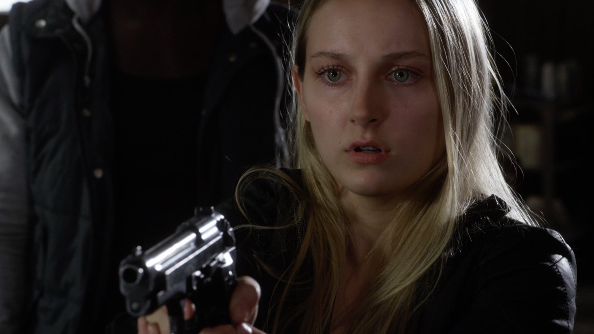 Watch Justified Season 4 Episode 1 Online - Hole In The Wall - SonyLIV