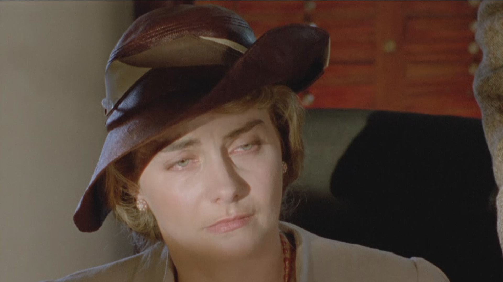 Watch Agatha Christie's Poirot Episode No. 4 TV Series Online - Dumb