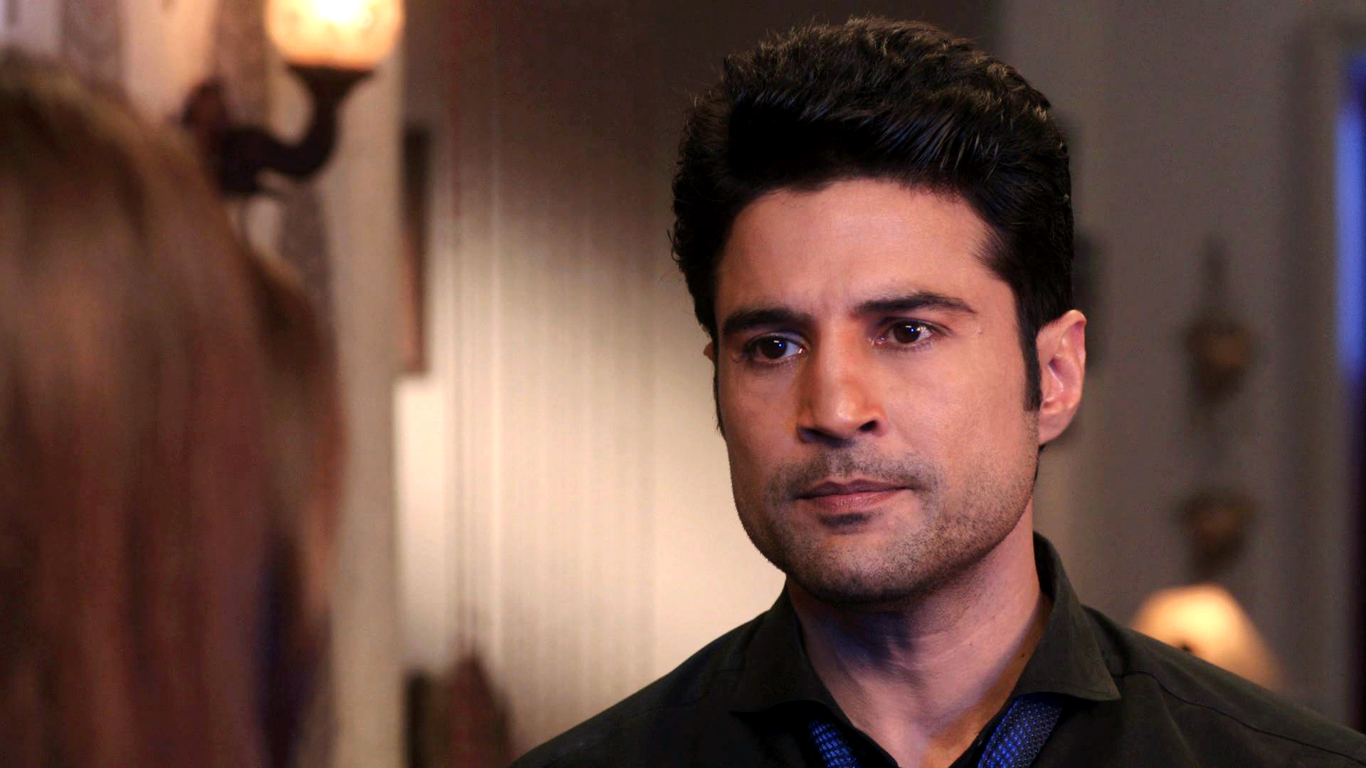 Watch Reporters Episode no. 123 TV Series Online - Kabir's Promise To ...