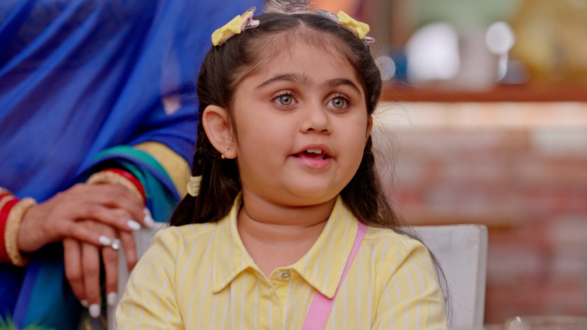 Watch Bade Achhe Lagte Hain Episode no. 283 TV Series Online Family