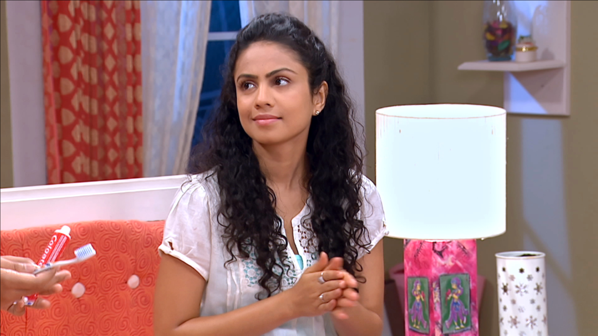 Watch Sumit Sambhal Lega Episode 33 Online The Sudden Affection SonyLIV