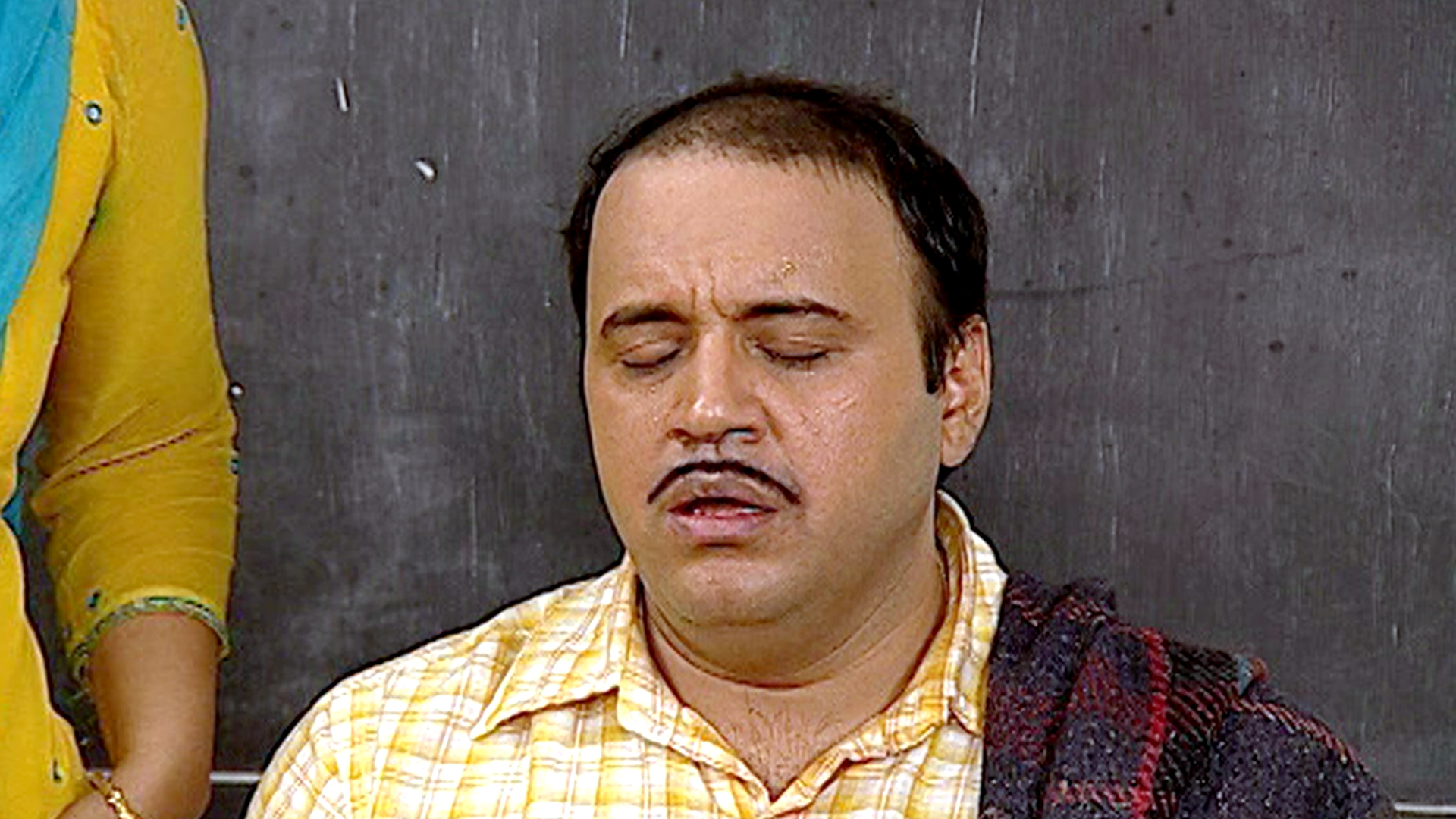 Watch Taarak Mehta Ka Ooltah Chashmah Episode No 914 TV Series Online The Stuck Moustache 
