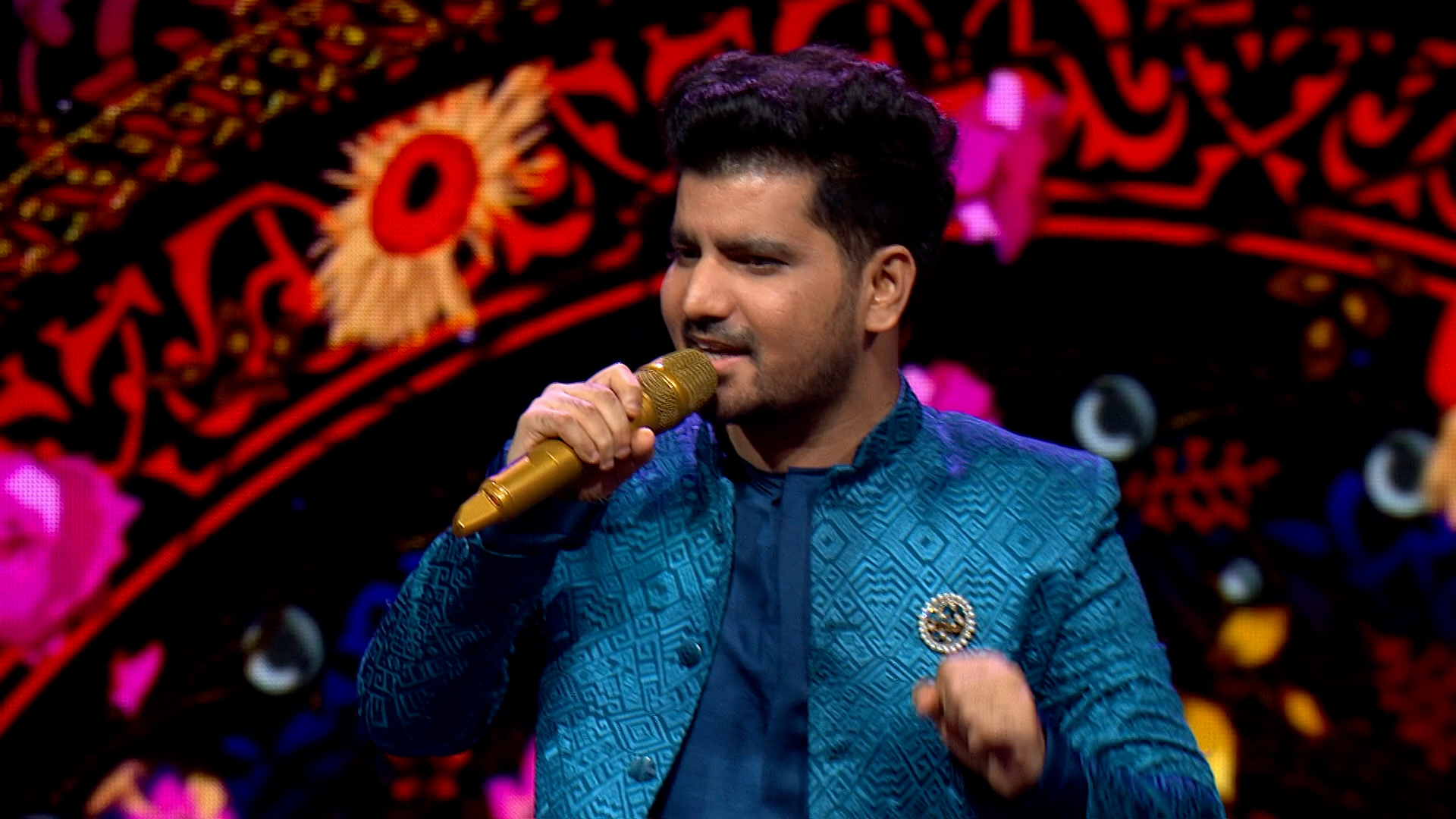 Watch UP Wala Thumka By Vineet Singh from Indian Idol online - SonyLIV