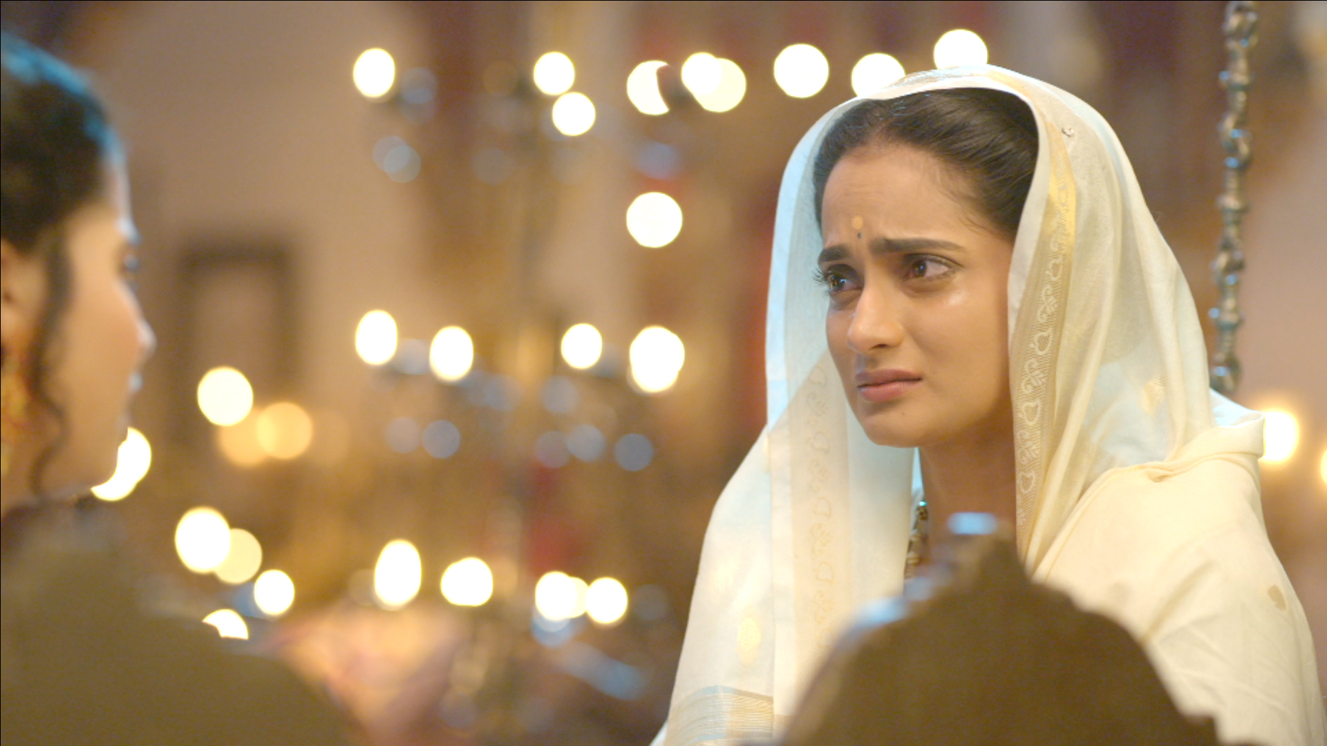 Watch Ahilya Ki Do Betiyaan Full HD Video Clips on Sony LIV